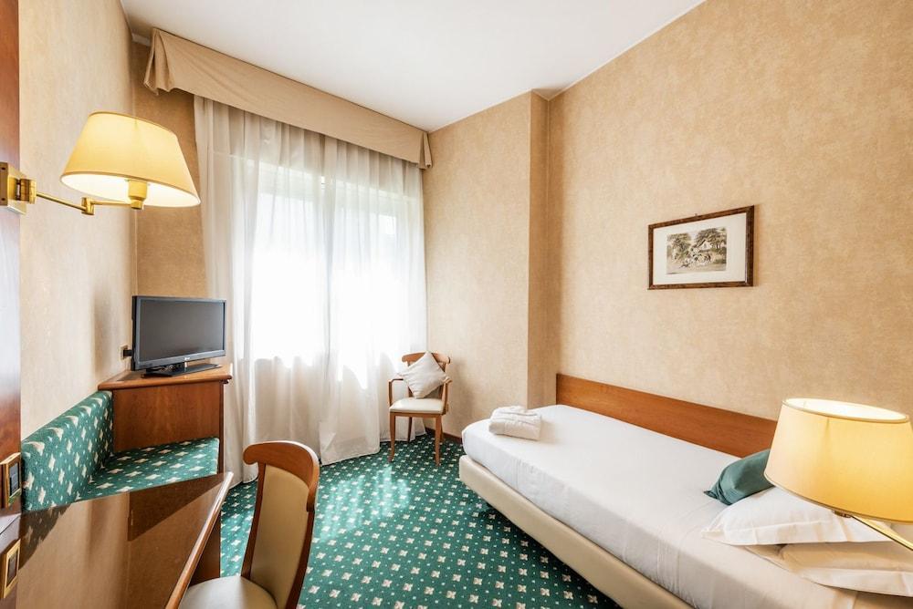 Hotel Ascot Milán Exteriér fotografie
